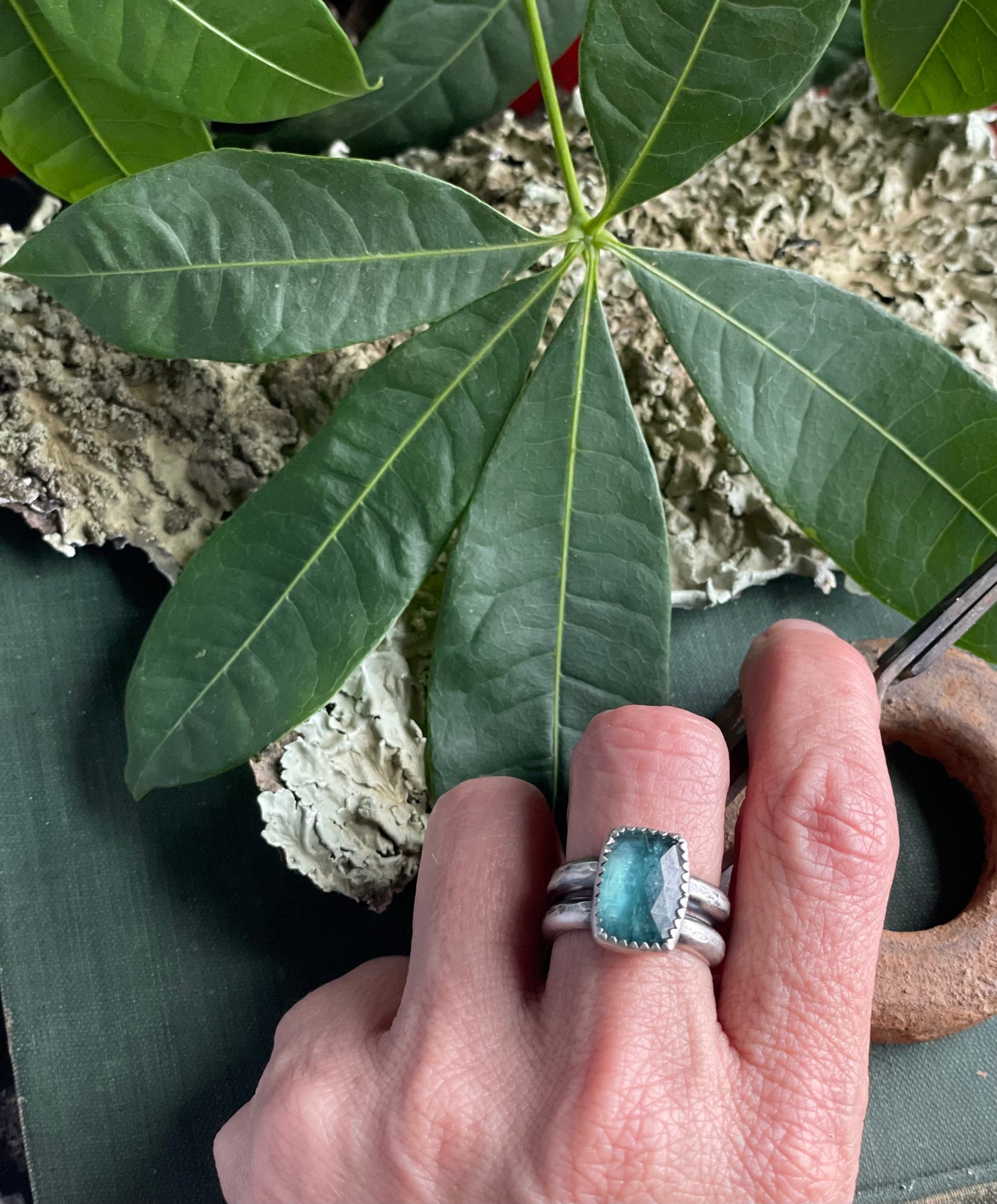 Dark aqua kyanite ring size