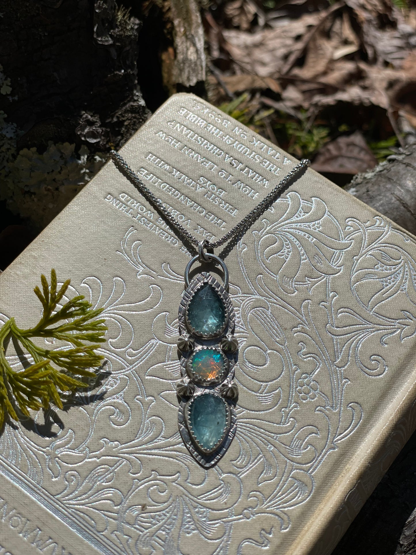 ￼ Aqua kyanite & Ethiopian opal pendant necklace