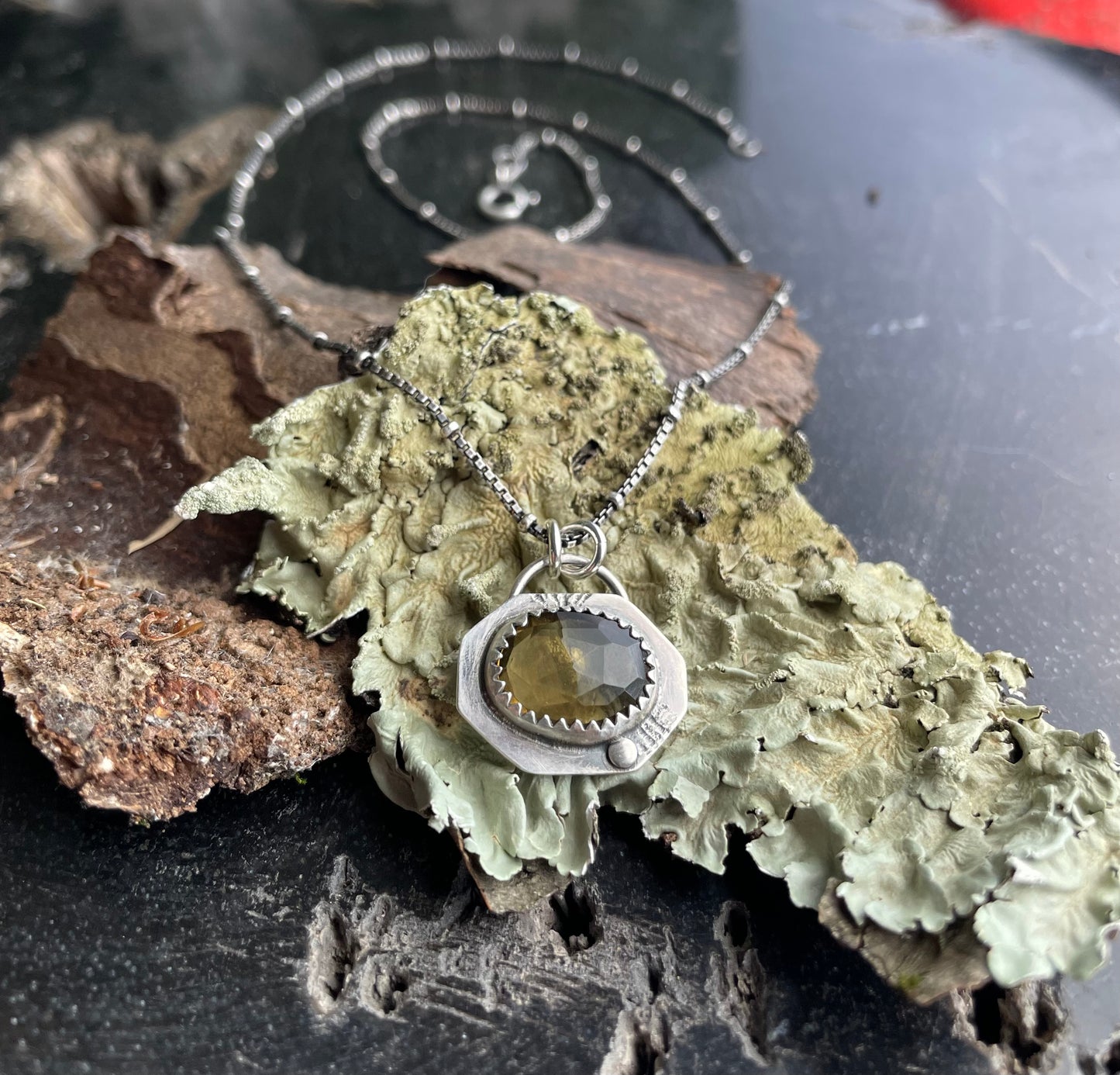 Beer quartz mini pendant